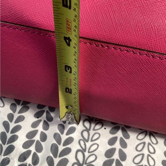 LIKE NEW KATE SPADE HOT PINK CROSSBODY BAG. - Picture 12 of 14